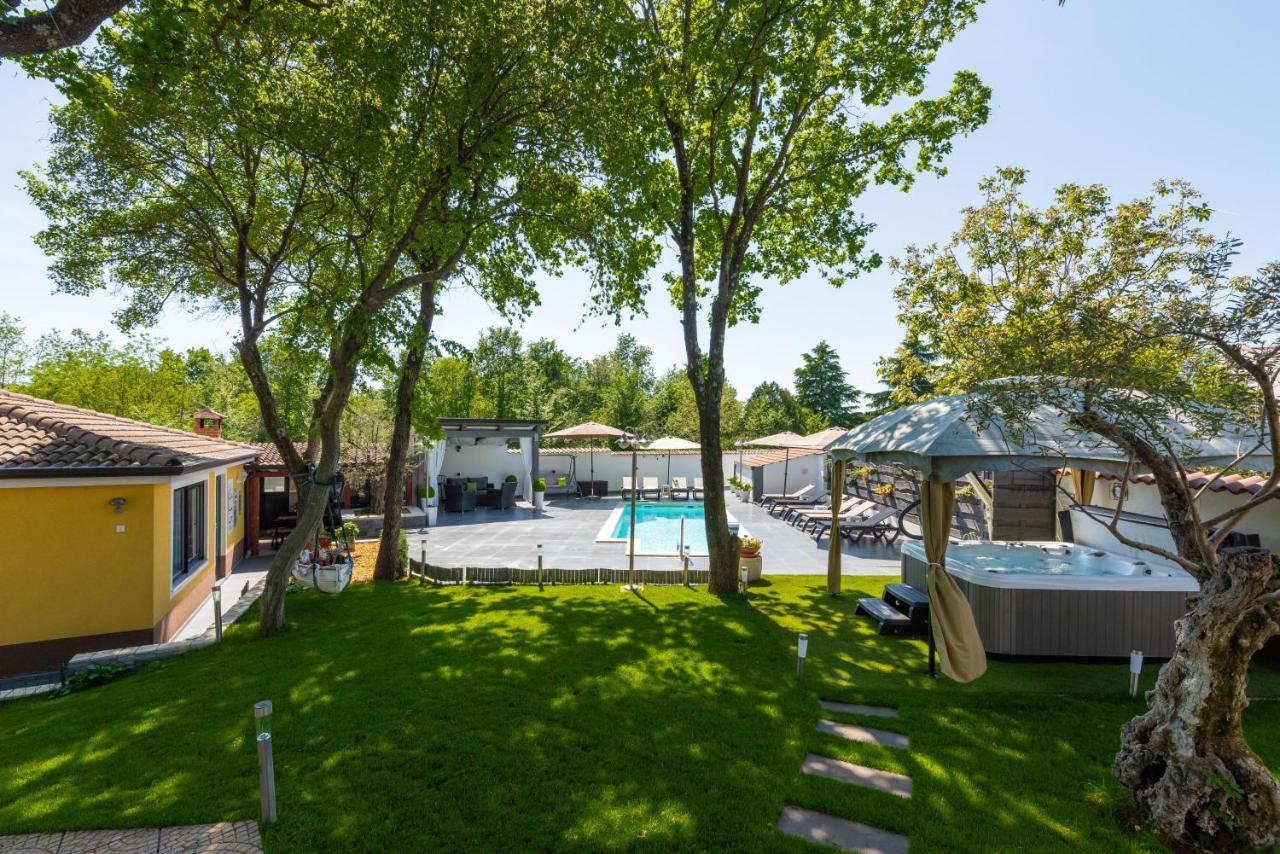 Apartment Felix Пореч Екстер'єр фото