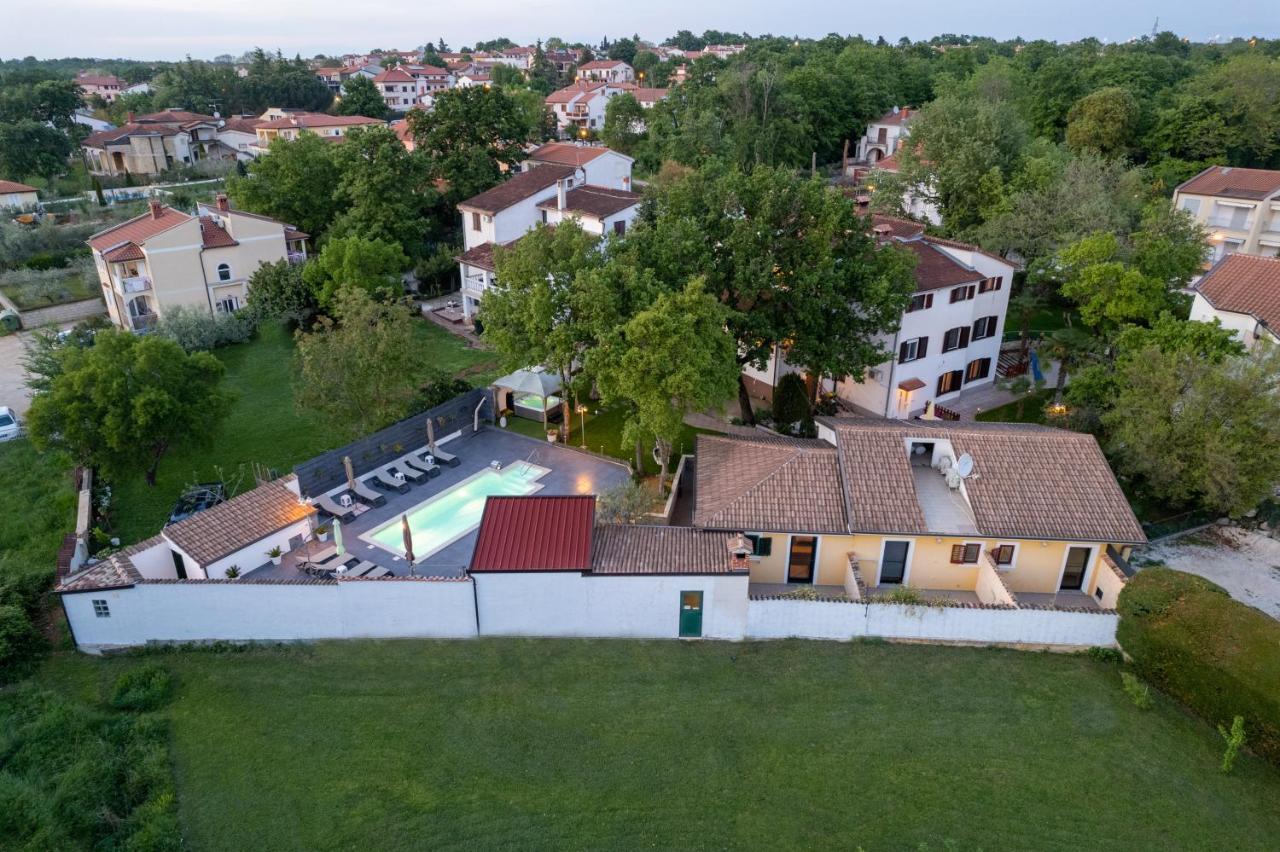 Apartment Felix Пореч Екстер'єр фото