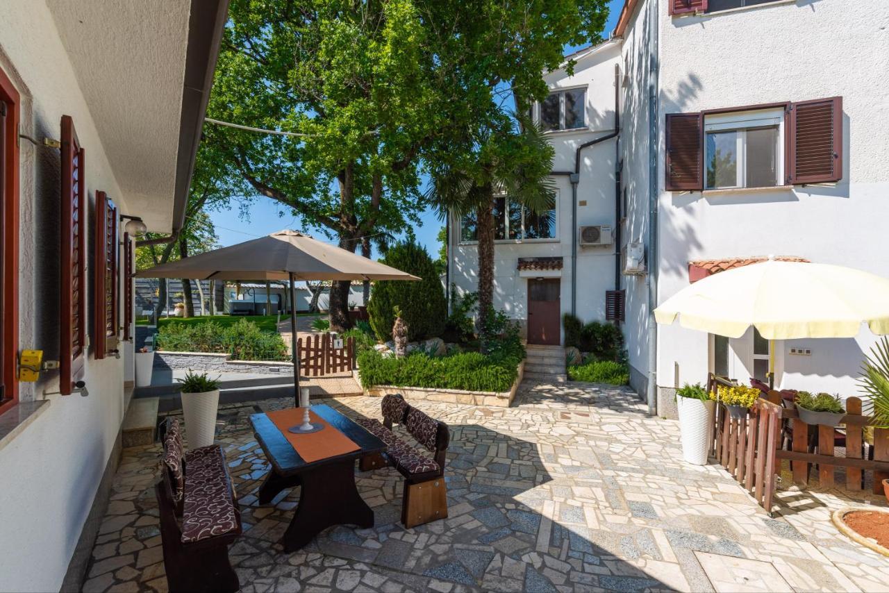 Apartment Felix Пореч Екстер'єр фото